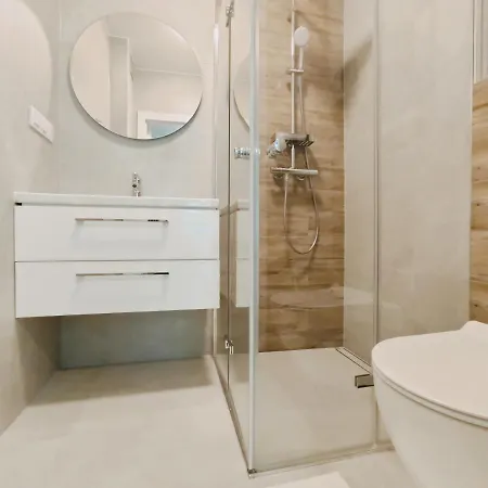 Spasowskiego 2 By Homeprime *